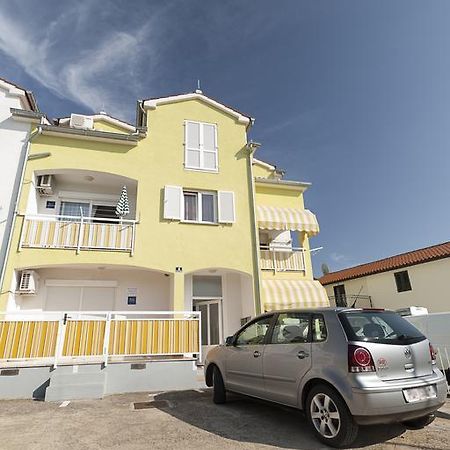 Apartment Ivana,Mali Maj Пореч Стая снимка